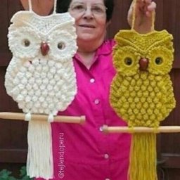 ​Вязанные панно-совушки
