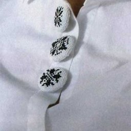 Декорирование пуговиц вышивкой