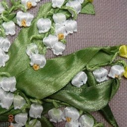 Вышивка лентами: ландыш