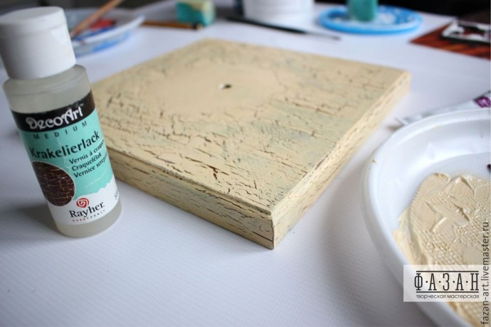 Часы в технике декупаж