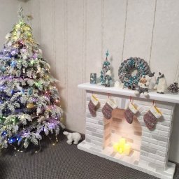 Новогодний интерьерный фальш-камин