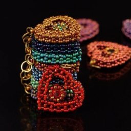 Сердечки из бисера