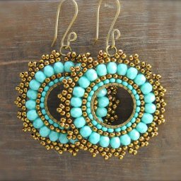 Серьги из бисера