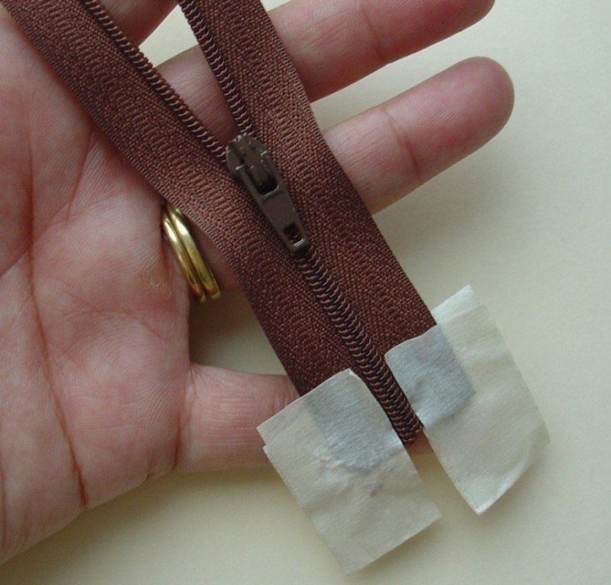 Возвращение бегунка на молнию Возвращение бегунка на молнию