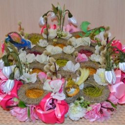 Подставка для яиц из разделочной доски и мебельных ручек