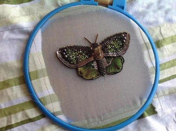 ​Вышиваем бабочку