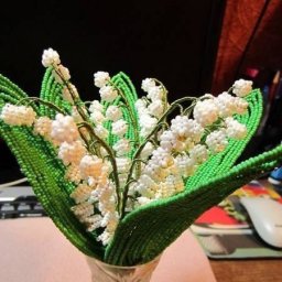 Букет ландышей из бисера: мастер-класс