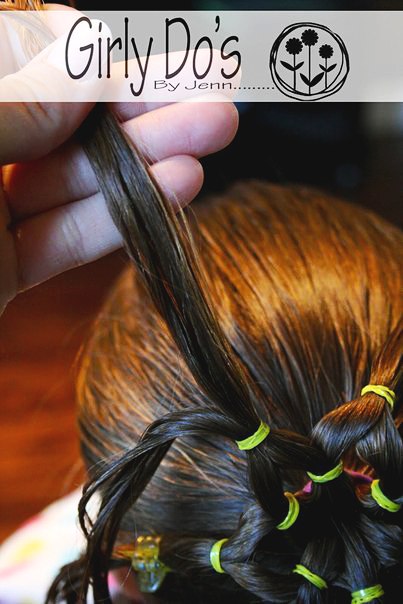 Сложная прическа легким движением руки