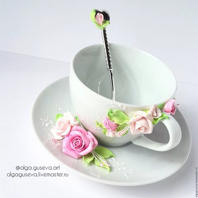 Чашка с цветами из полимерной глины: идеи и техники