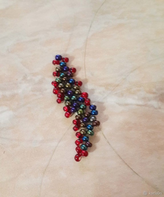 Изготавливаем брошь "Узорчатый жучок"