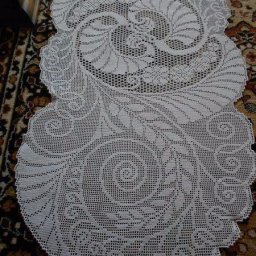 Красивая ажурная салфетка в филейной технике