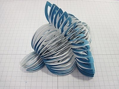 Филигранная подвеска из бумаги