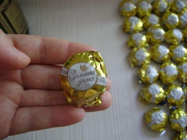 ​Ананас из конфет