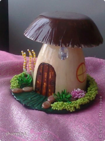 ​Гриб-домик