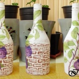 Имитация кирпичной кладки на бутылках