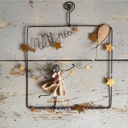 Интересные композиции из проволоки