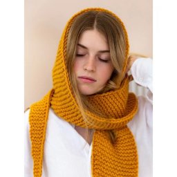 Шарф-капюшон спицами из толстой пряжи