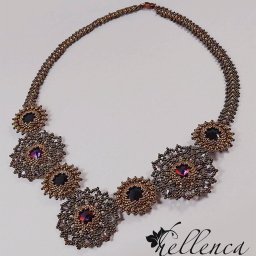 Праздничное колье