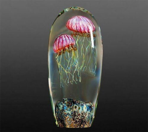Реалистичные медузы от стеклодува