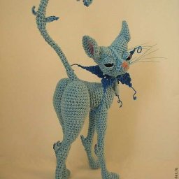 Удивительная кошка крючком