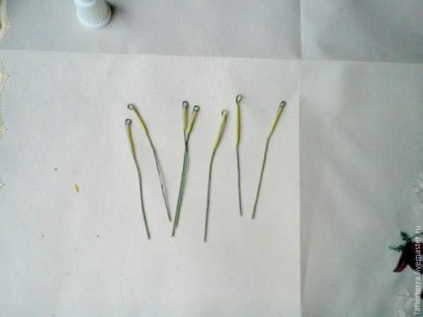 ​Черная смородина из холодного фарфора