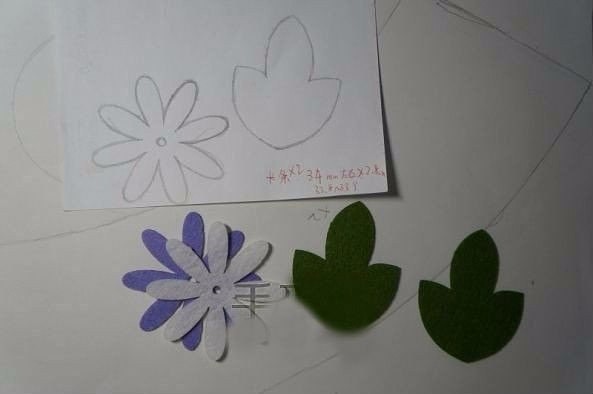 Горшочек с ромашками из фетра