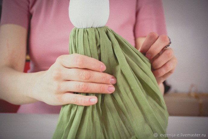 Куколка Вербница