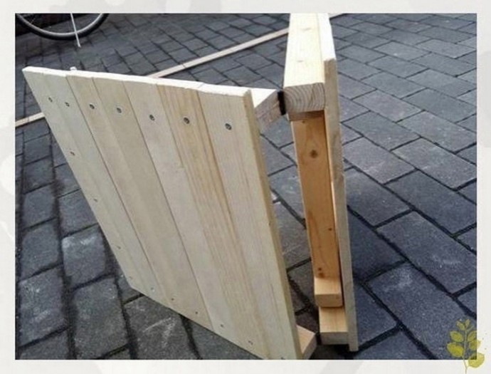 Делаем раскладной деревянный столик