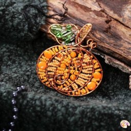 ​Брошь "Тыковка"