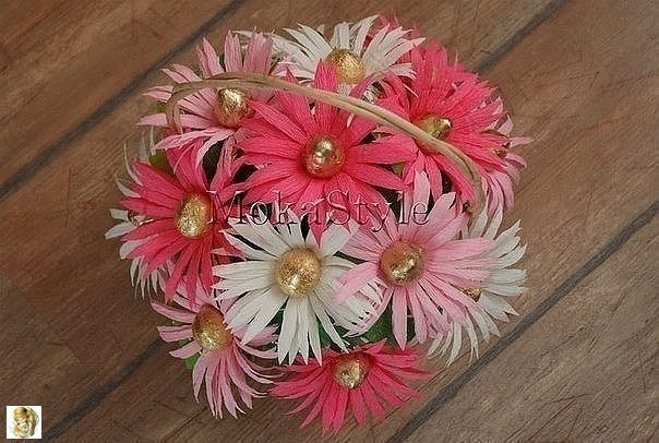 Герберы из конфет Герберы из конфет