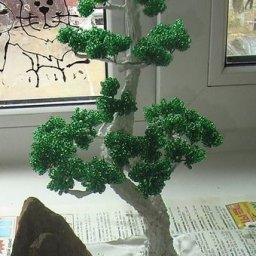 ​Хвойное дерево из бисера