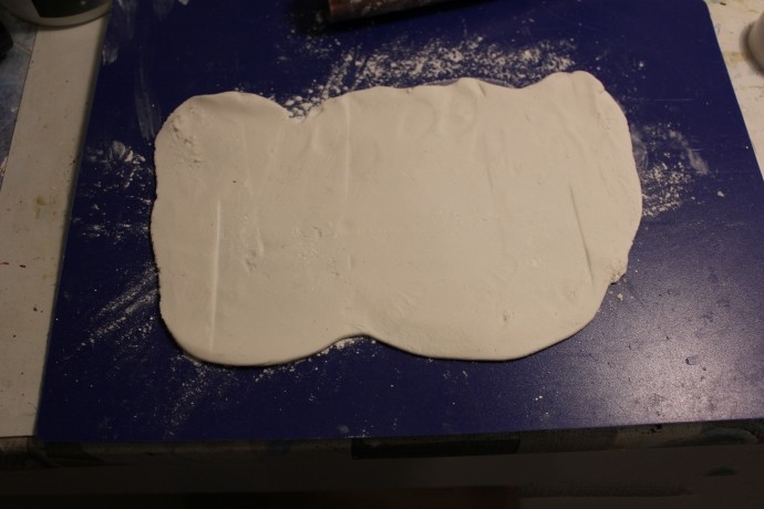 Красивое оформление бутылки соленым тестом: мастер-класс