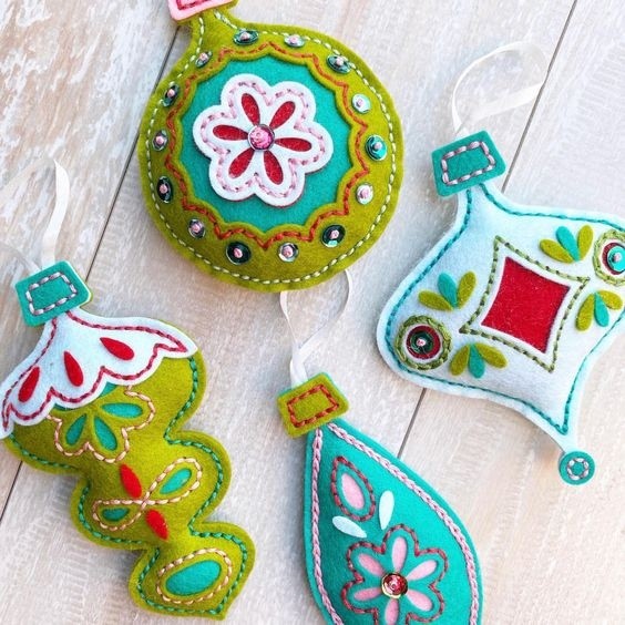 Ёлочные игрушки из фетра