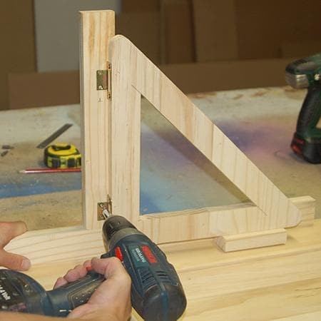 Откидной полукруглый столик