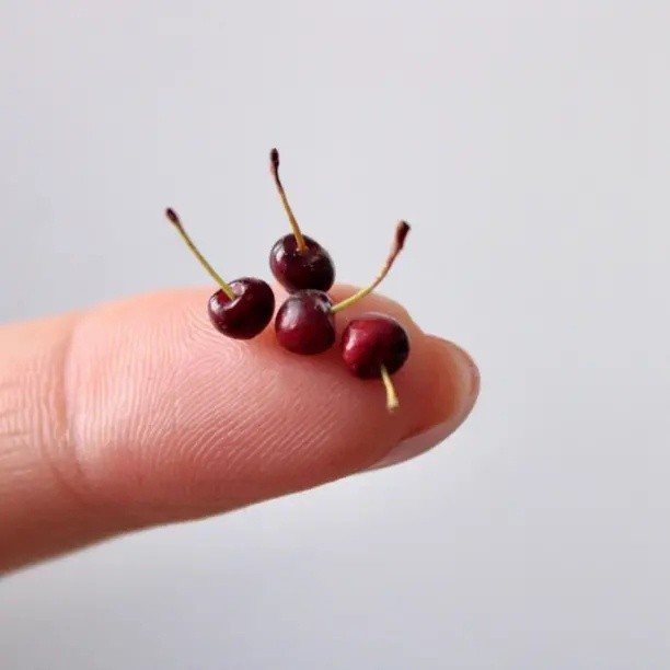 Миниатюрные овощи и фрукты