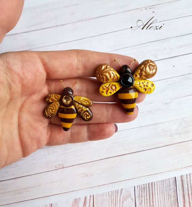 Брошь "Пчелка" из полимерной глины
