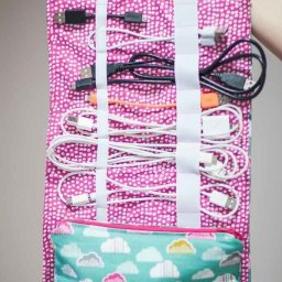 Шьем чехол для хранения проводов и зарядок