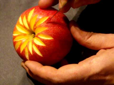 Удивительный карвинг по яблокам: идеи