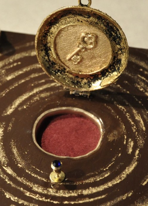 Декорирование шкатулки в стиле китч