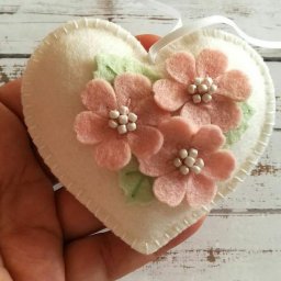 ​Цветы из фетра