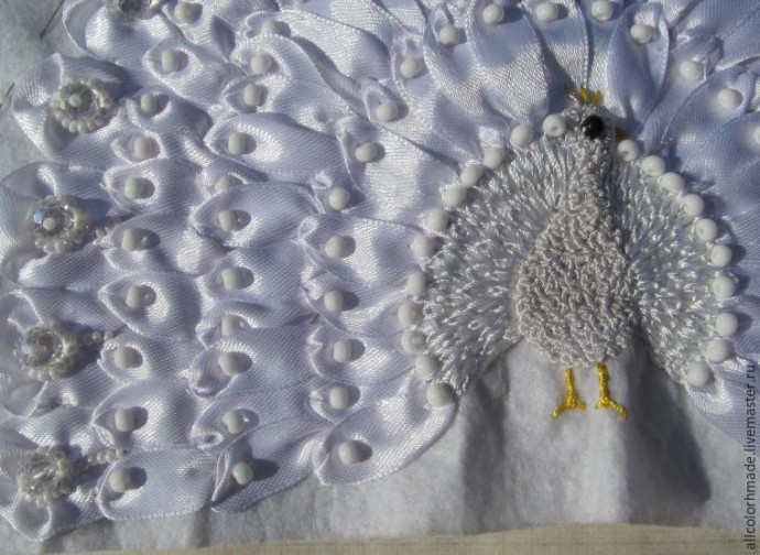 Делаем оригинальный элемент для аппликации "Белый павлин" Делаем оригинальный элемент для аппликации "Белый павлин"