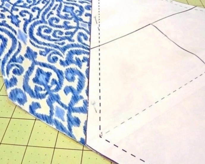 Текстильная подушка