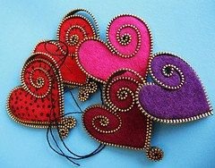 Украшения из молний