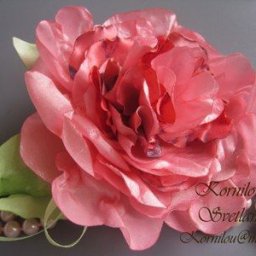 Пион из ткани