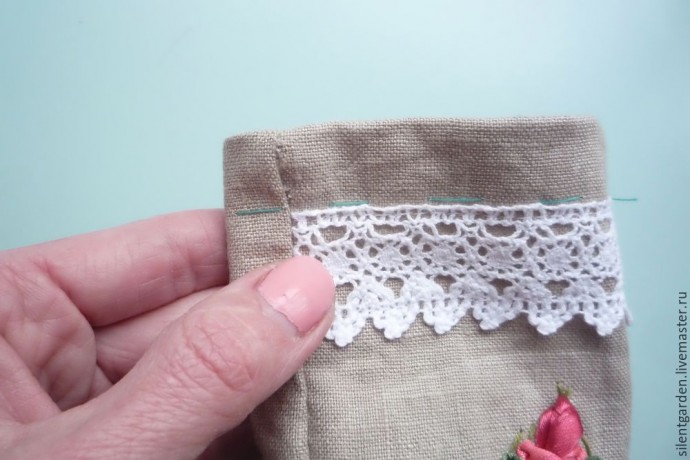 Создаем текстильный очечник с вышивкой