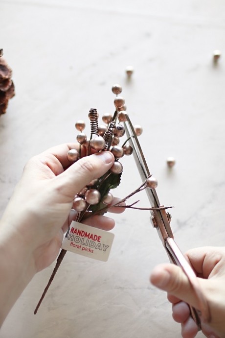 Ёлочка из шишки