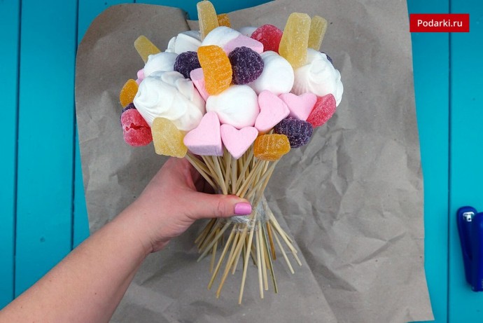 Делаем восхитительный съедобный букет