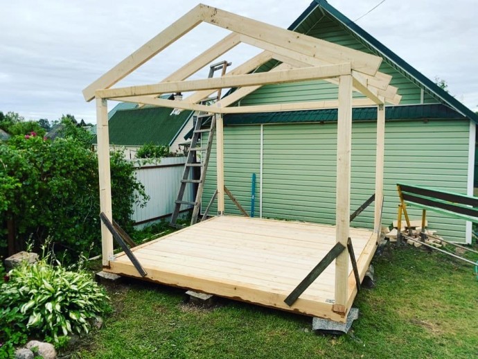 Деревянная беседка своими руками