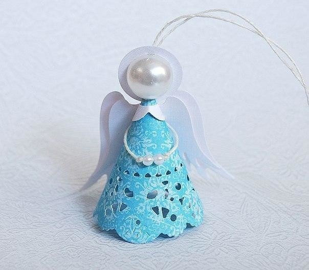 Ангелочек из бумаги