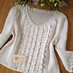 ​Очень нежная белая кофточка